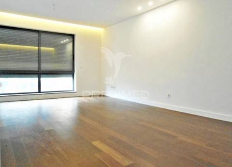 T4 com garagem porto