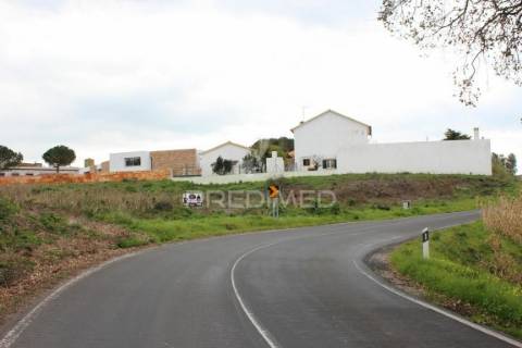 Terreno com 3.100m2 para construção de moradia 