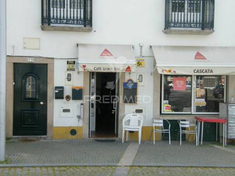 Restaurante bem localizado em nisa 