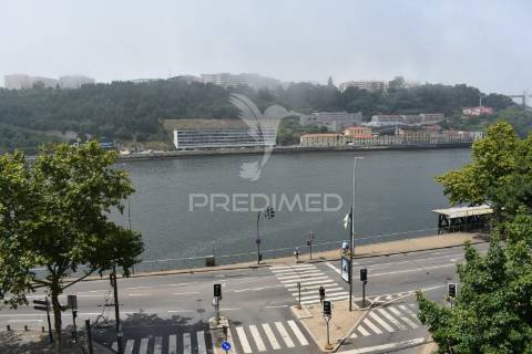 T1 mobilado - vistas rio - massarelos