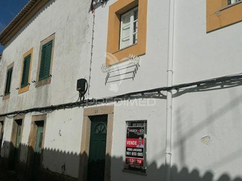 Casa totalmente recuperada em nisa