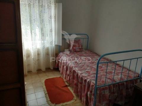 Quinta com 2 hectares montargil