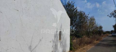 Terreno misto com projeto aprovado