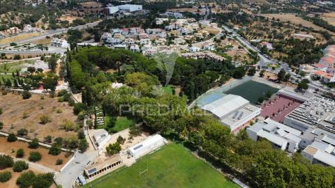 Terreno urbano com 8200m2 com loteamento aprovado loulé