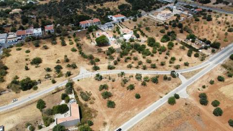 Terreno urbano com 8200m2 com loteamento aprovado loulé