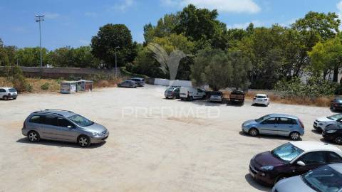 Terreno urbano com 8200m2 com loteamento aprovado loulé