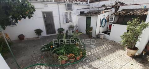Moradia t2 - centro da cidade de beja