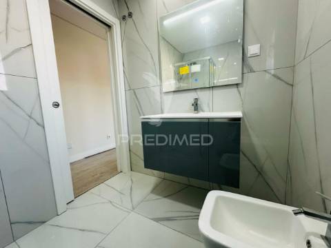 Apartamento t3 com terraço e garagem quinta da amizade