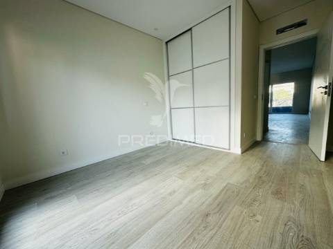 Apartamento t3 com terraço e garagem quinta da amizade