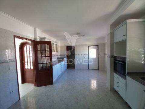 Moradia t3 - charneca da caparica
