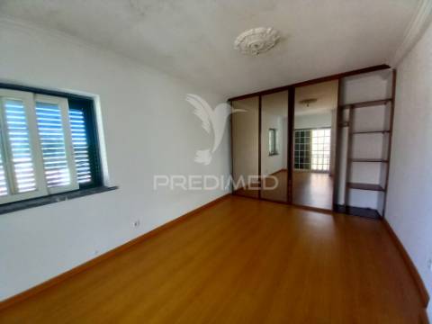 Moradia t3 - charneca da caparica