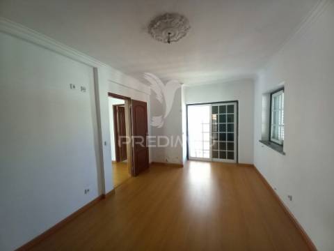 Moradia t3 - charneca da caparica
