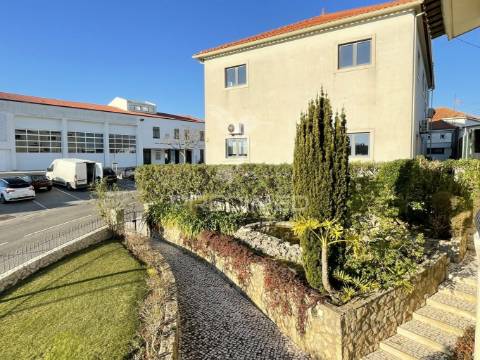 Moradia v5, stª catarina da serra