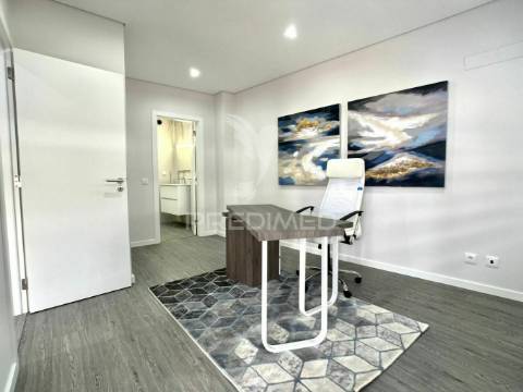 Olhão- apartamento com 3 quartos / apartment with 3 bedrooms