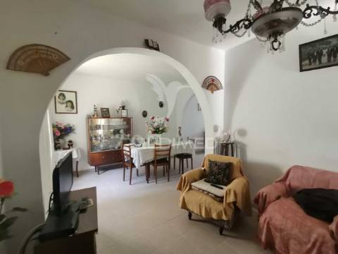 Moradia t4 isolada com terreno