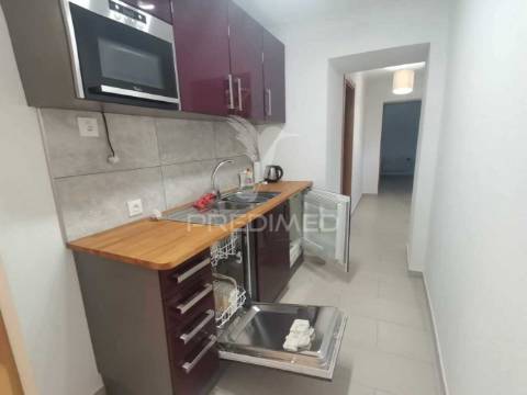 Moradia renovada em vale serrão, dornes