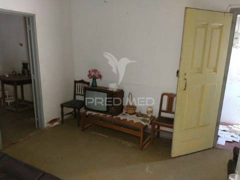 Duas casas em casa branca, sousel