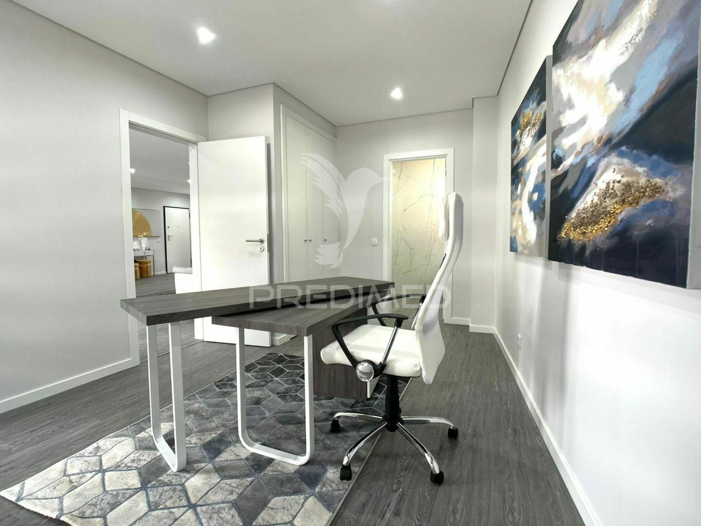Olhão- apartamento novo  com 3 quartos 