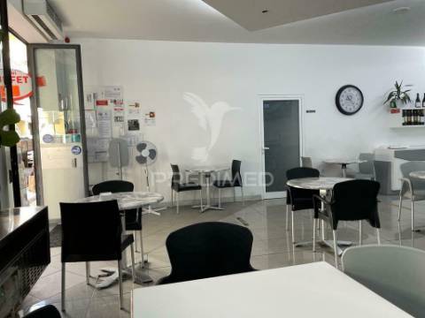 Restaurante-bar para trespasse no funchal