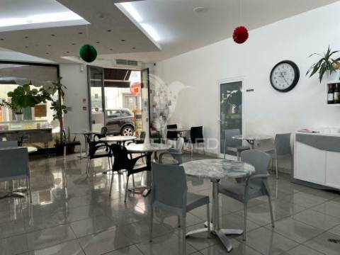 Restaurante-bar para trespasse no funchal