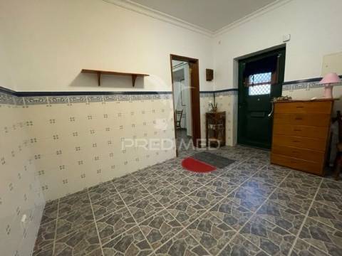 Casa térrea em avis