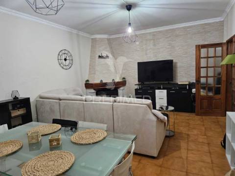 Valor negociável- fabulosa vivenda zona nobre entroncamento
