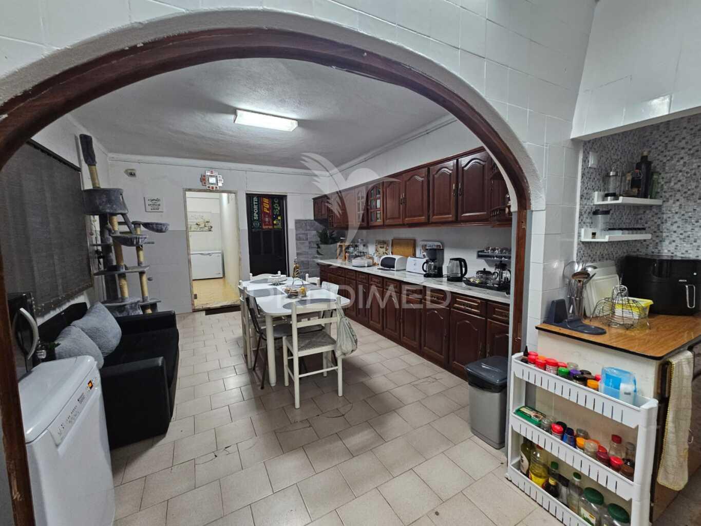 Valor negociável- fabulosa vivenda zona nobre entroncamento