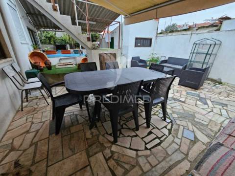 Valor negociável- fabulosa vivenda zona nobre entroncamento