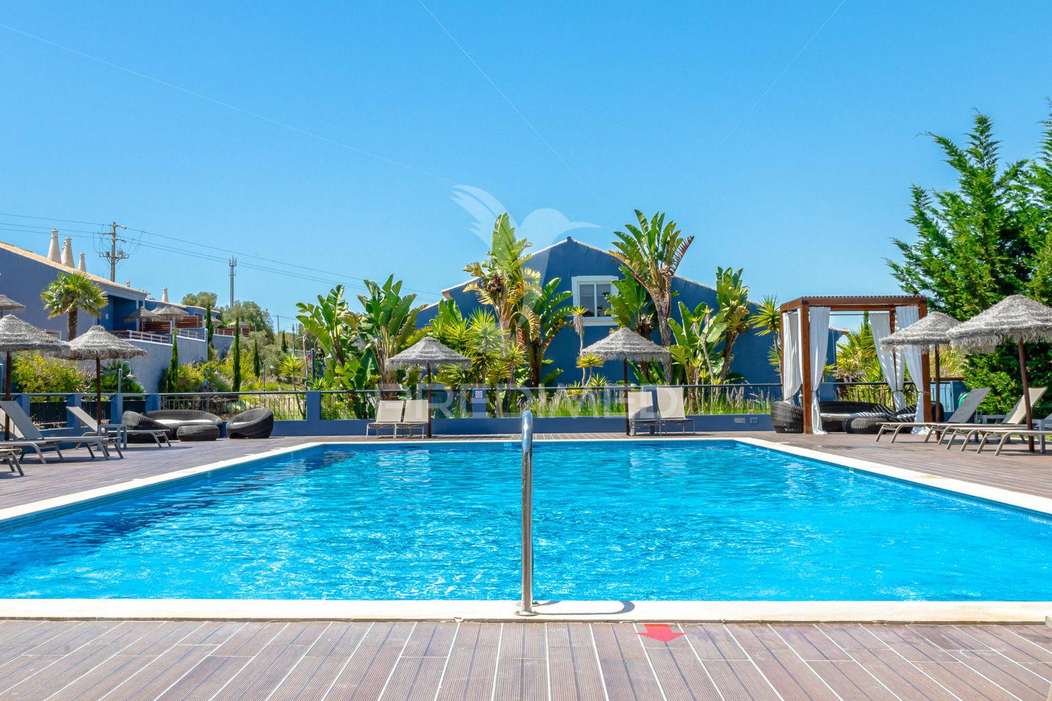 Aldeamento turístico com 30 moradias, a 5min da praia, lagos algarve