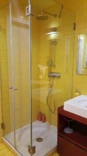 Apartamento t1 em alfama”.