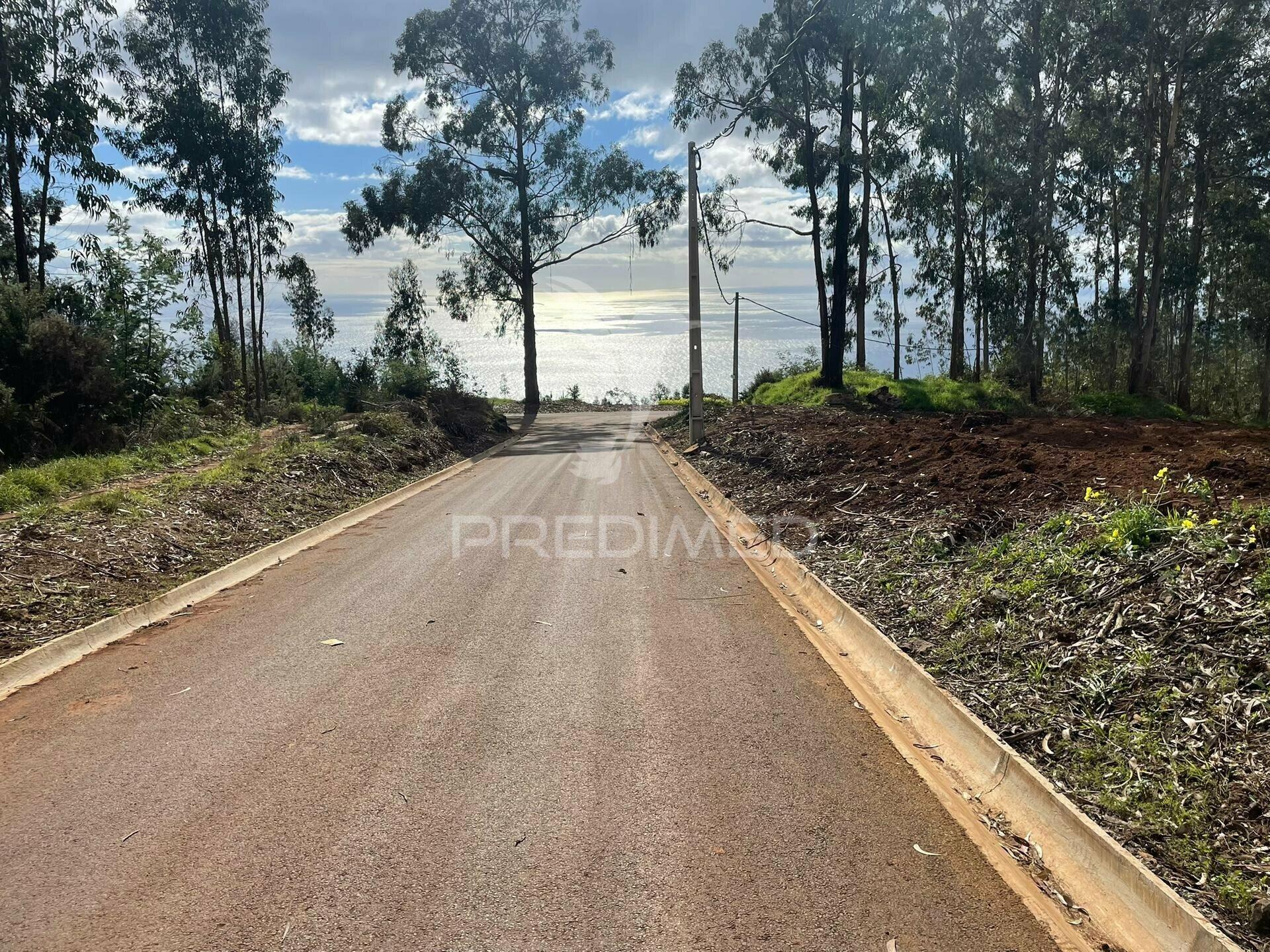 Terreno rustico localizado na quinta grande