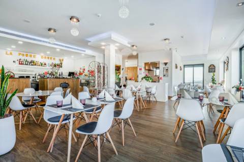 Restaurante + moradia t3 em fafe