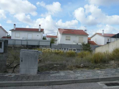 Excelente lote para construção em nisa