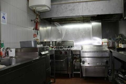 Restaurante/ casa de pasto em lagos