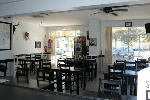 Restaurante/ casa de pasto em lagos