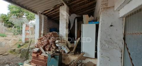 Moradia t2 para recuperar em selmes – vidigueira
