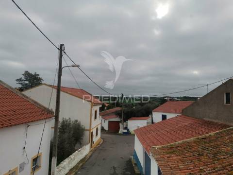 Moradia t3 recuperada