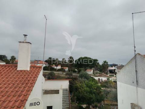 Moradia t3 recuperada
