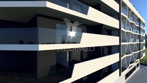 Loulé - apartamento novo com lugar de estacionamento /  new apartment with parking space
