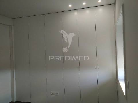 Apartamento t4, na rua n.s. fátima, à boavista - porto
