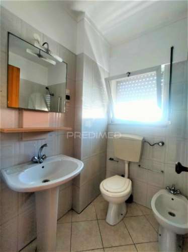 Apartamento t3 | com parqueamento  | alfragide