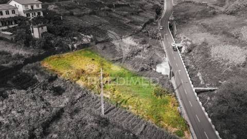 Terreno urbanizável situado calheta com 1.008,00 m².
