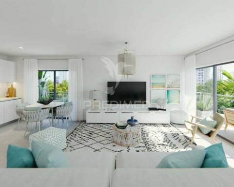 Apartamento t1 novo, piscina, garagem, a 200 metros da praia da rocha