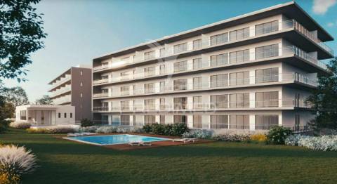 Apartamento t1 novo, piscina, garagem, a 200 metros da praia da rocha