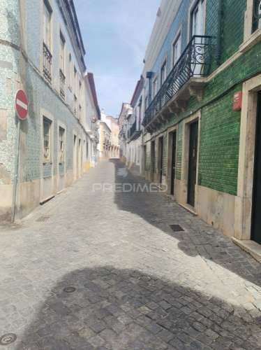 Moradia para recuperar zona historica