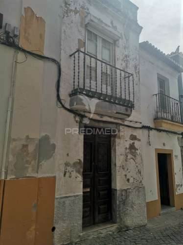 Moradia para recuperar zona historica