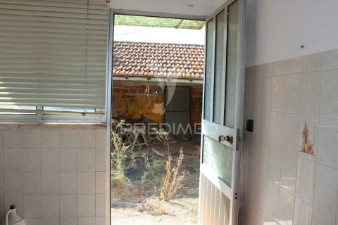 Casa de campo na aldeia de arruda dos pisões a 58 minutos de lisboa