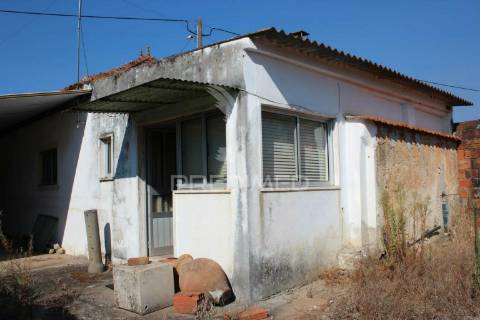 Casa de campo na aldeia de arruda dos pisões a 58 minutos de lisboa