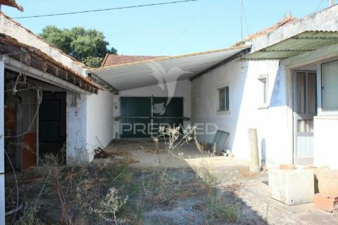 Casa de campo na aldeia de arruda dos pisões a 58 minutos de lisboa