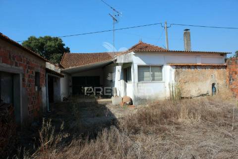 Casa de campo na aldeia de arruda dos pisões a 58 minutos de lisboa